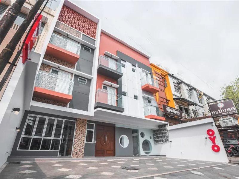 Super Oyo 1487 Residence Khoe Джакарта Екстер'єр фото