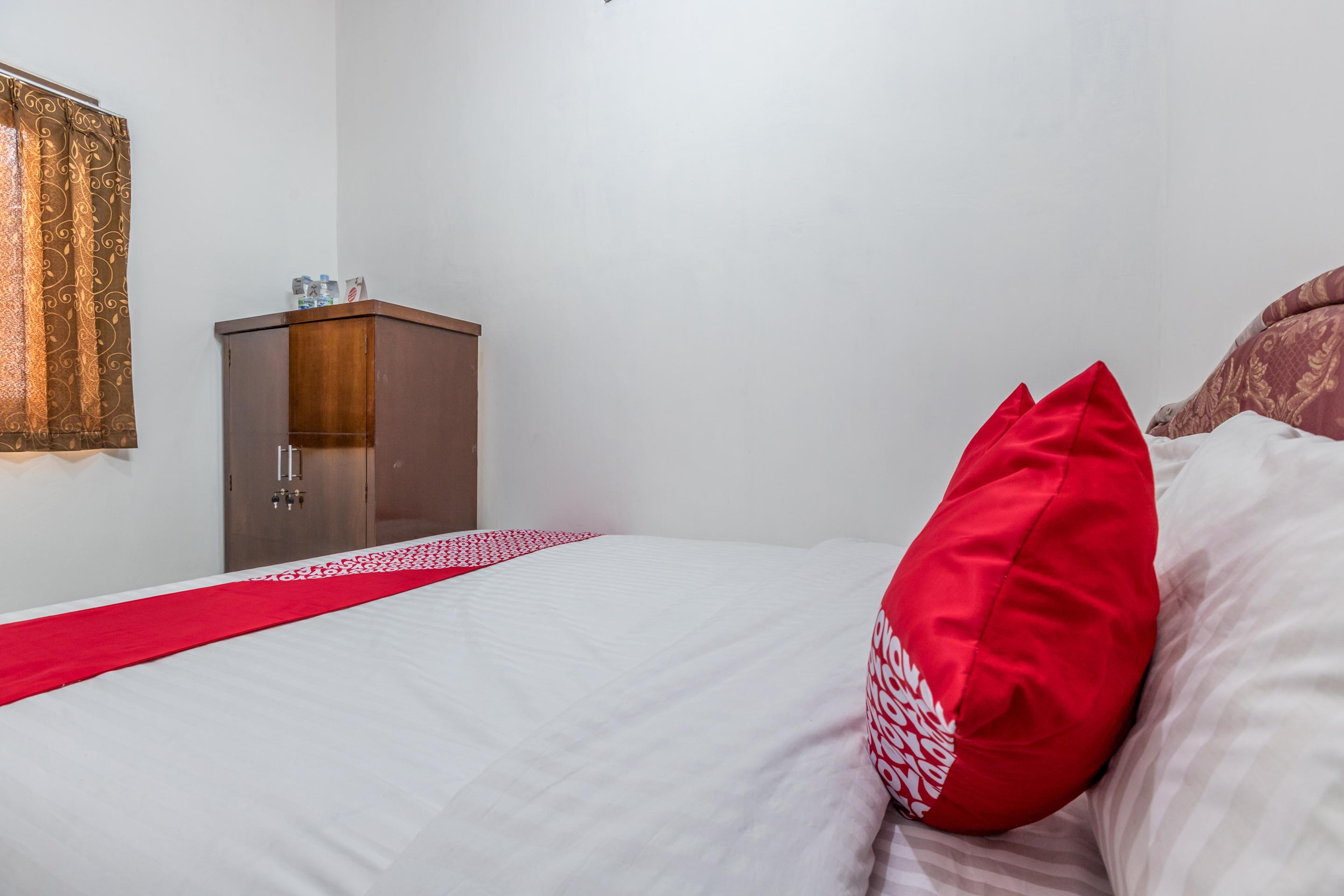 Super Oyo 1487 Residence Khoe Джакарта Екстер'єр фото
