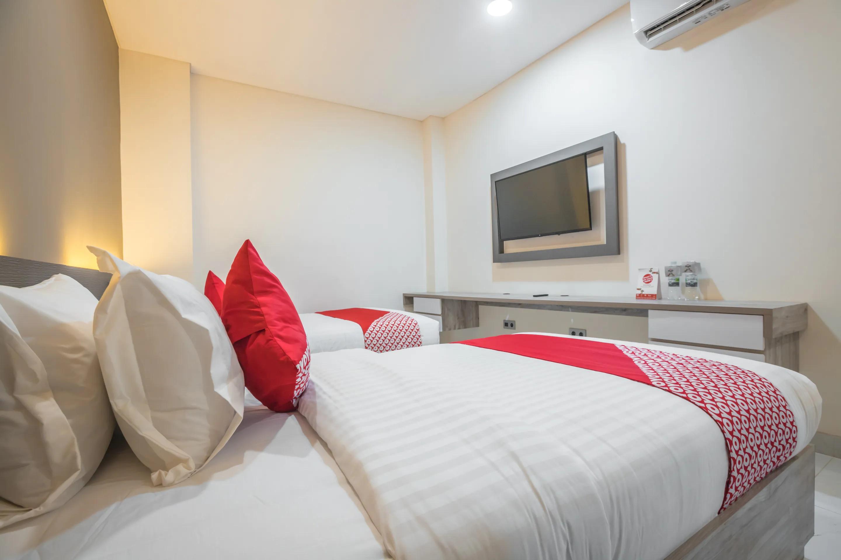 Super Oyo 1487 Residence Khoe Джакарта Екстер'єр фото
