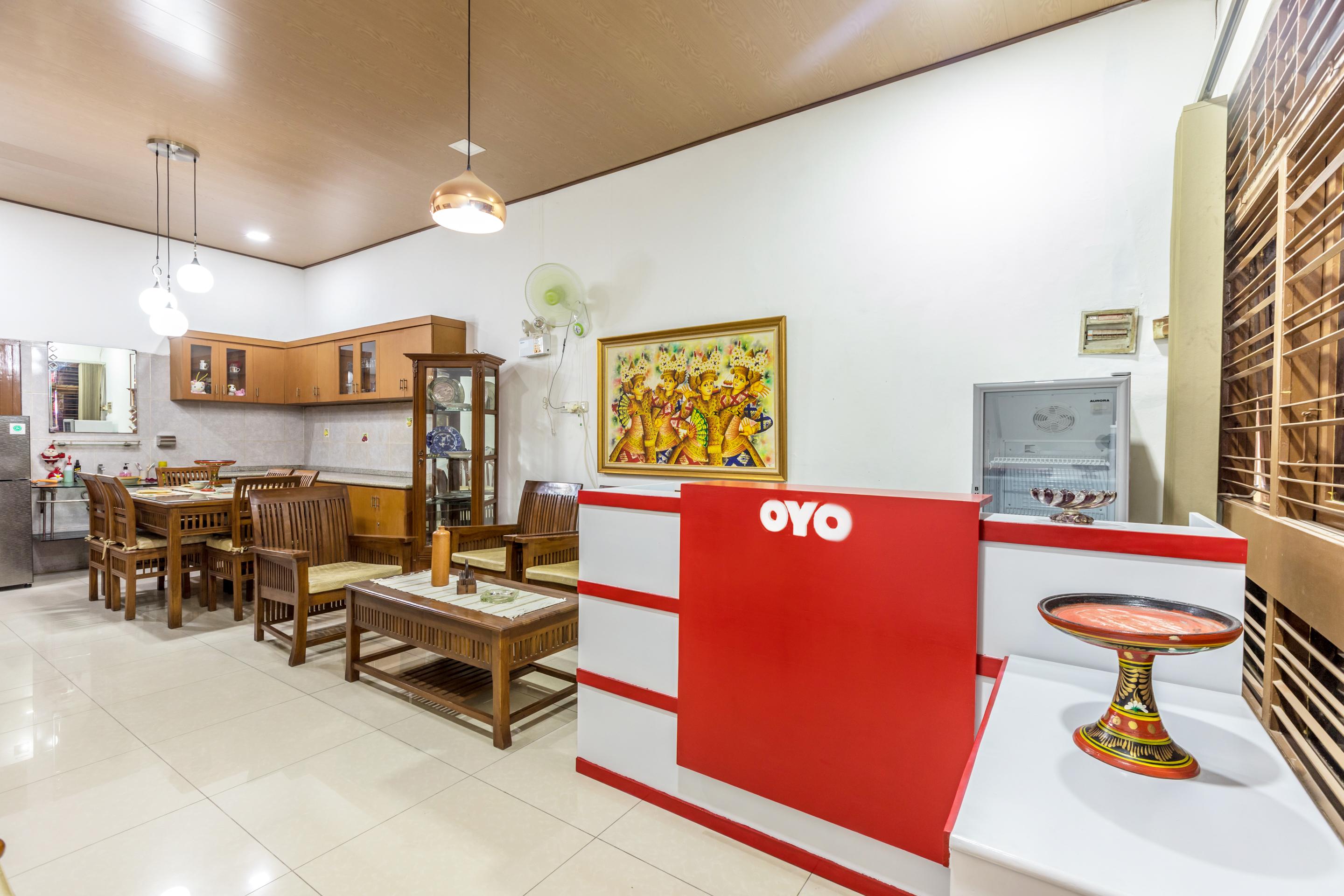 Super Oyo 1487 Residence Khoe Джакарта Екстер'єр фото