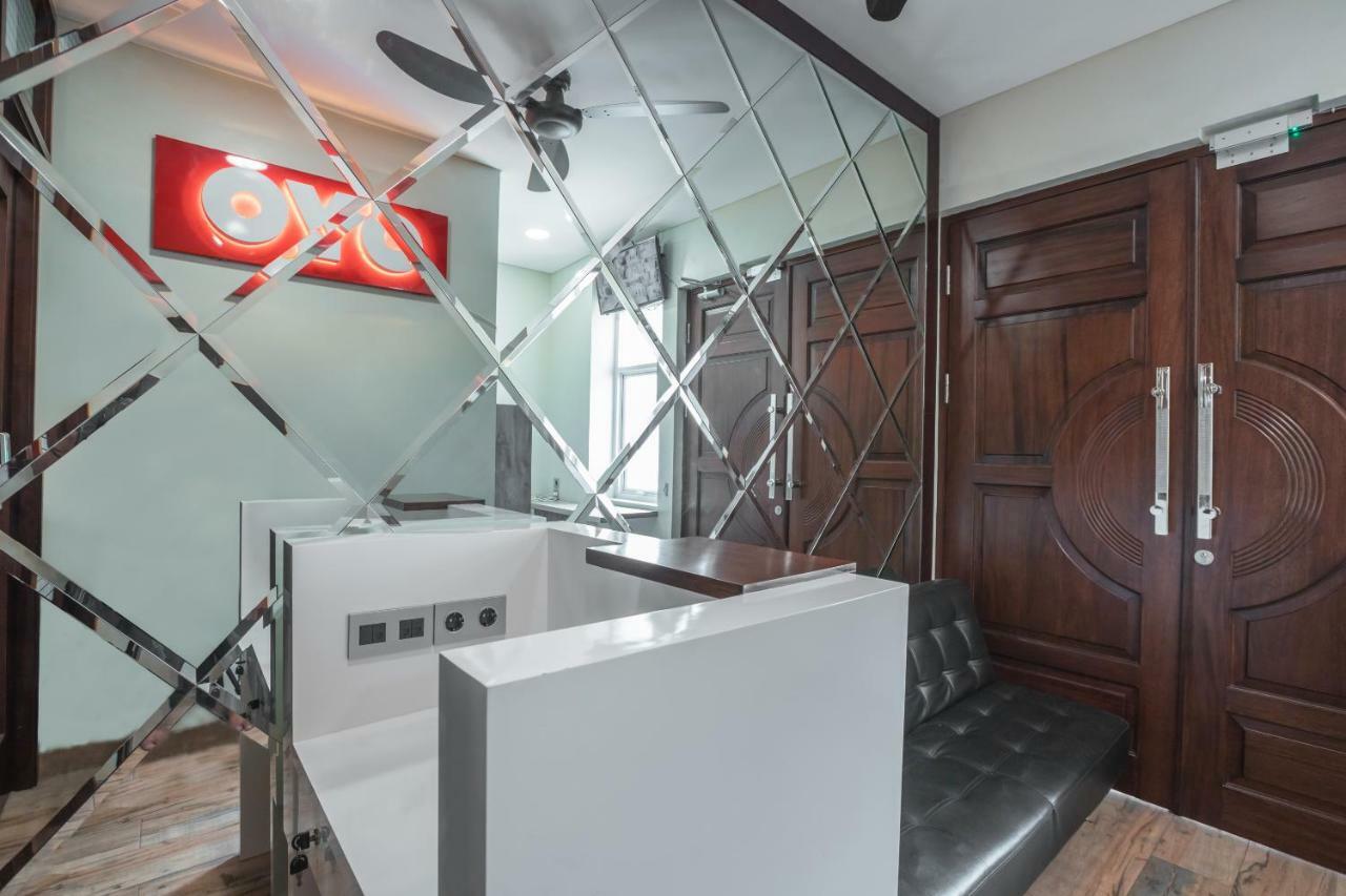 Super Oyo 1487 Residence Khoe Джакарта Екстер'єр фото