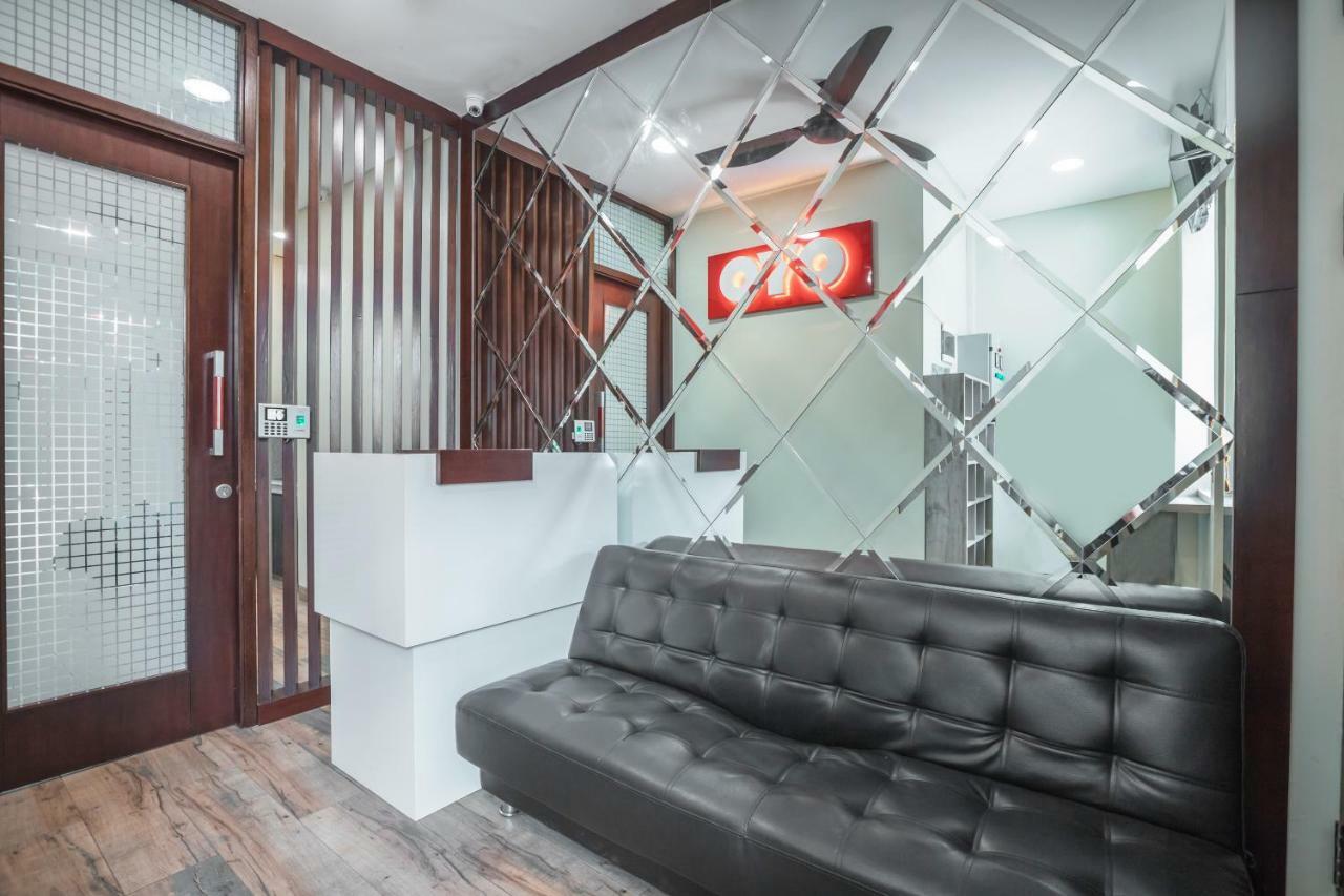 Super Oyo 1487 Residence Khoe Джакарта Екстер'єр фото